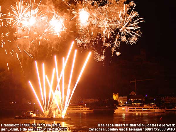 Rheinschifffahrt Mittelrheinlichter zwischen Loreley und Rheingau